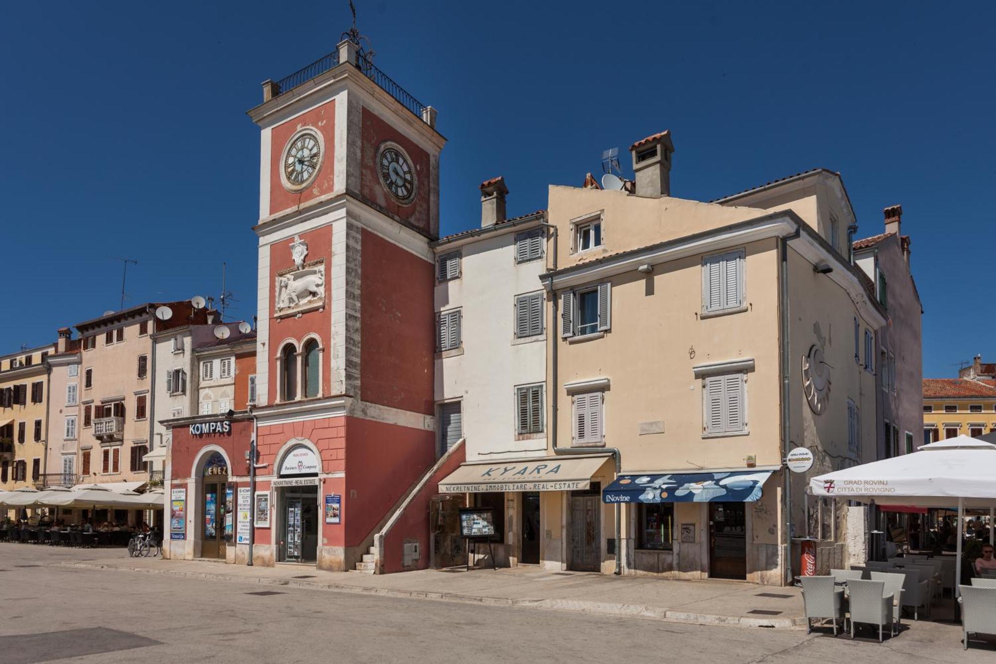 Royal Apartments Rovinj Exteriör bild